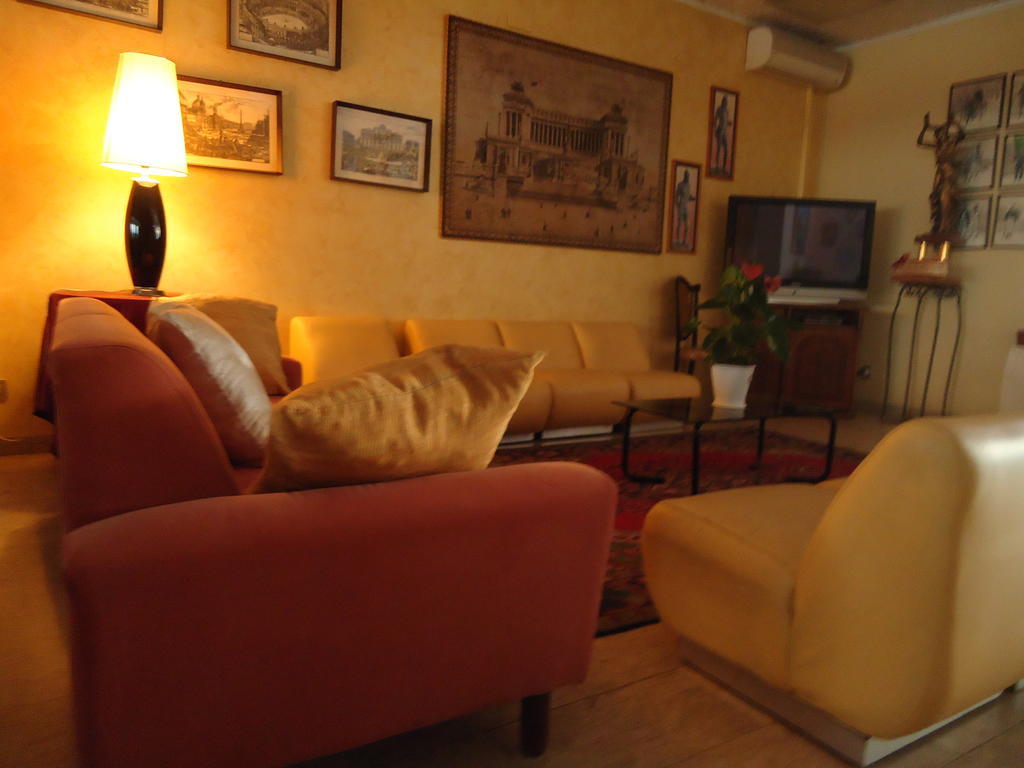Hotel Ristorante Mommo Polistena Екстериор снимка