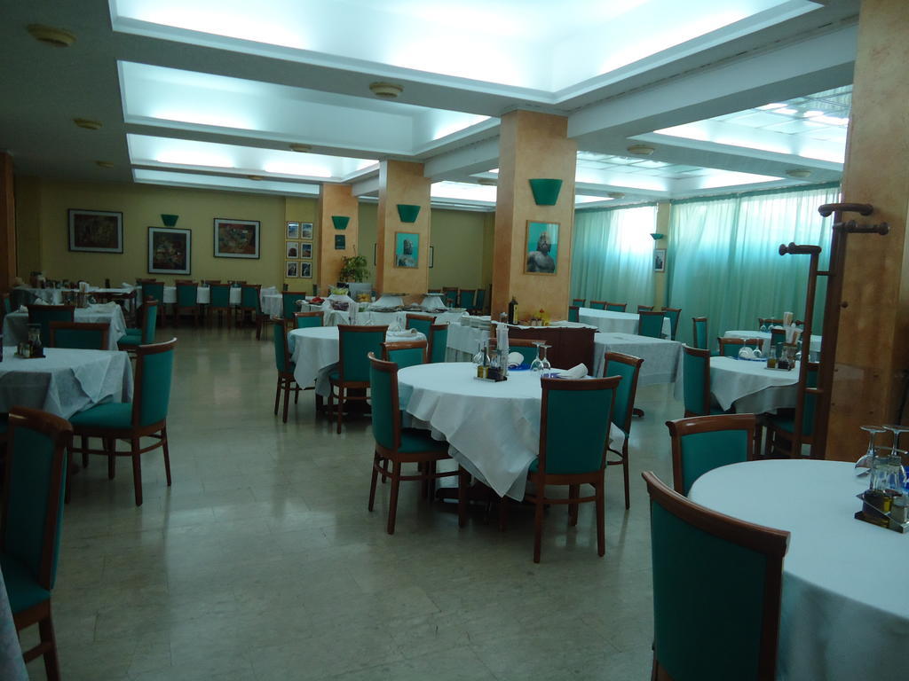 Hotel Ristorante Mommo Polistena Екстериор снимка