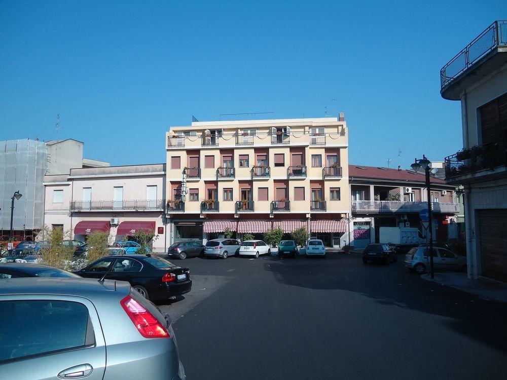 Hotel Ristorante Mommo Polistena Екстериор снимка